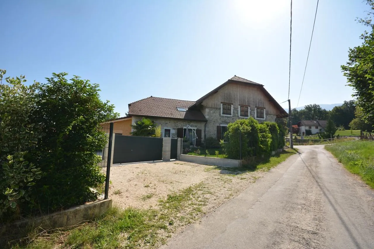 Holiday home Gite De Cret Vial France