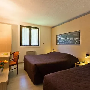 2* Hotel Logis Albhotel Grill